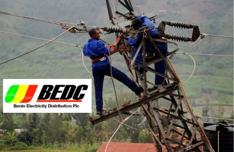 DANGER: Edo Takes Action to Prevent Powerline Disaster Along Ugbor, Issue Notices to Illegal Occupants